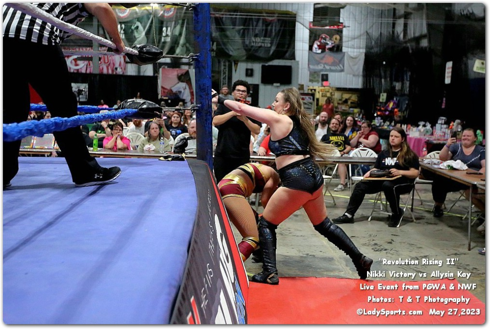 Nikki Victory vs. Allysin Kay - Image 3