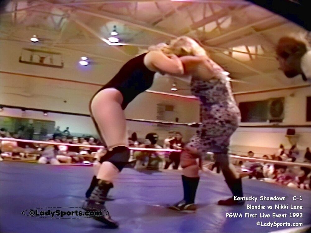 Kentucky Showdown Match 2 - Blondie vs Nikki Lane - Image 7